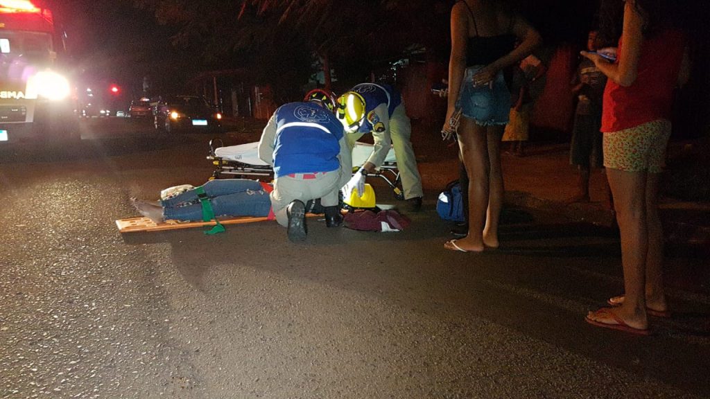 Três pessoas ficam feridas após colisão entre motos no Bairro Presidente Três pessoas ficam feridas após colisão entre motos no Bairro Presidente