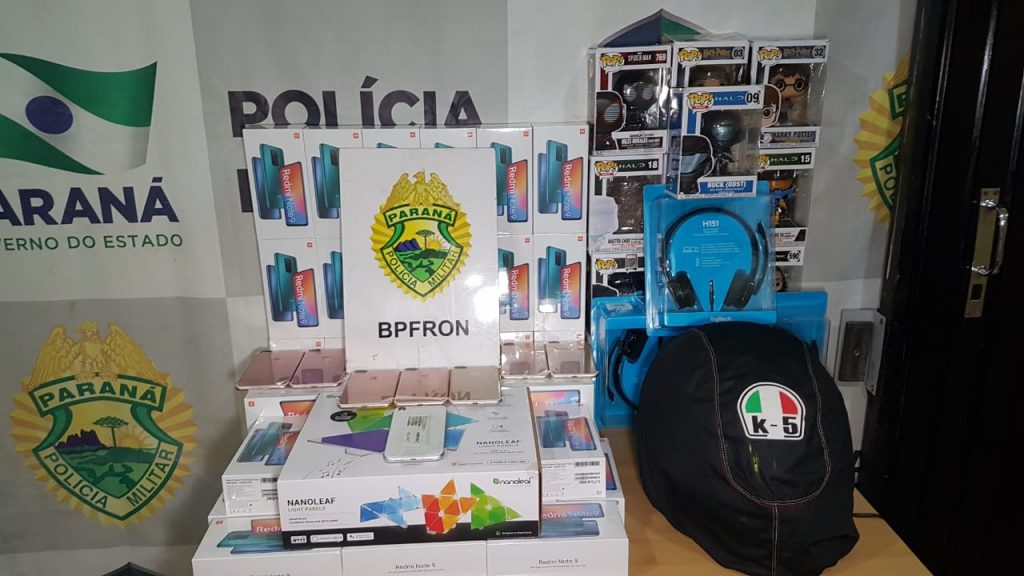 BPFron realiza apreensão de aparelhos eletrônicos na BR-277, no Trevo da Portal