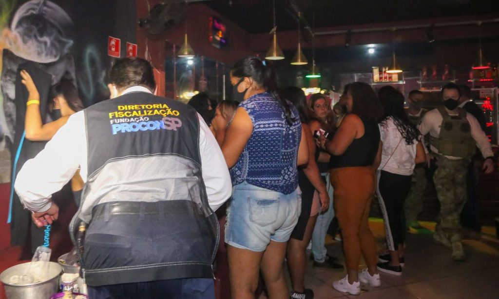 Força-tarefa flagra mais uma festa clandestina na capital paulista