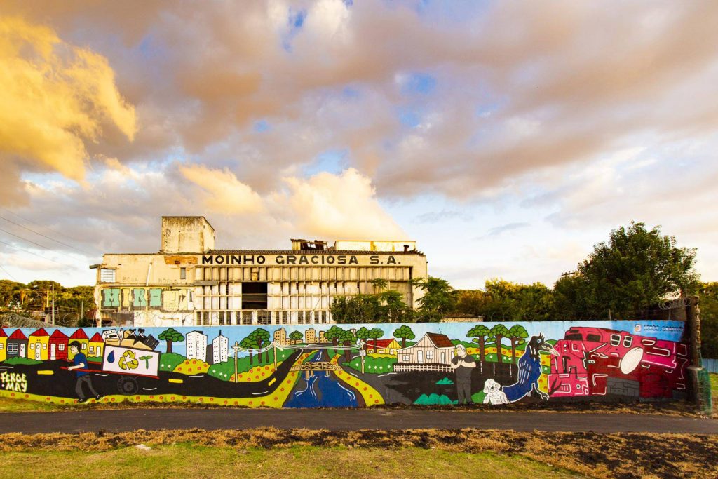 Com obra de paisagismo, Sanepar revitaliza margens do Rio Juvevê