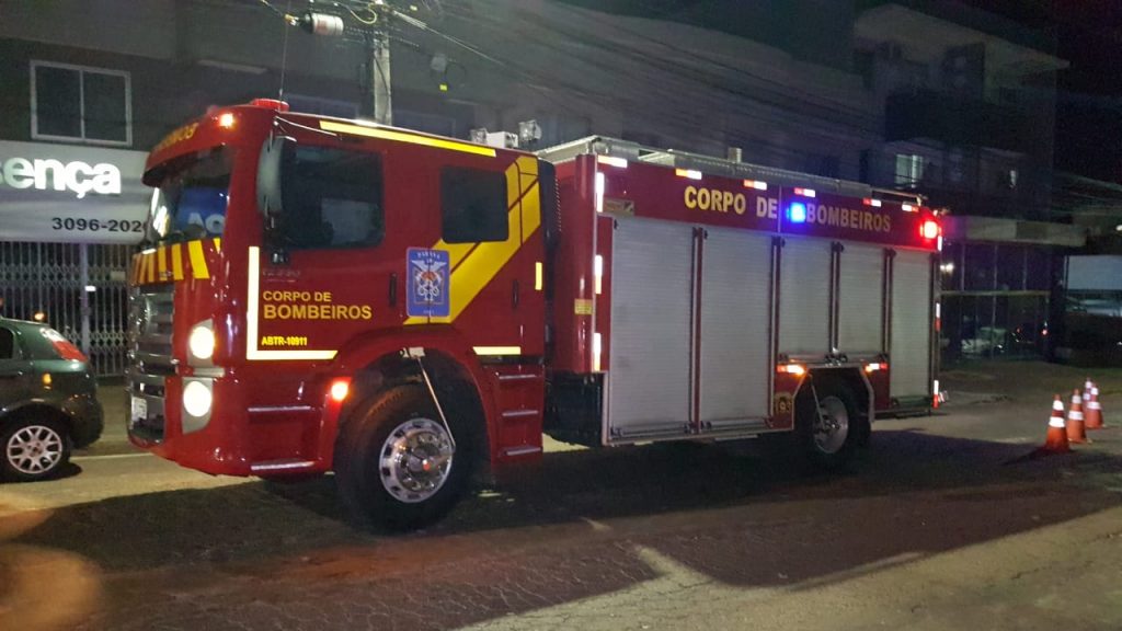 Bebê de 25 dias se afoga com leite materno