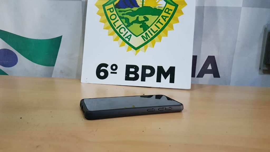 PM apreende dois menores após roubo de celular no Parque São Paulo