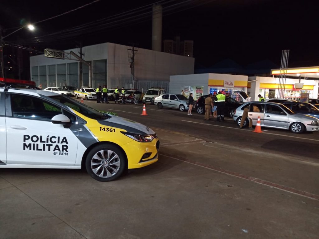 Operação Bloqueio efetuada pela Transitar com apoio da Polícia Militar apreende 12 veículos no Centro de Cascavel