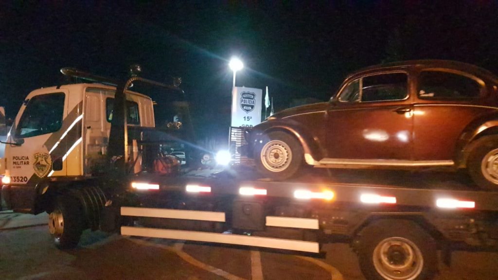 Homem é detido após tentativa de furto em Cascavel; carro em que ele estava era furtado Homem é detido após tentativa de furto em Cascavel; carro em que ele estava era furtado