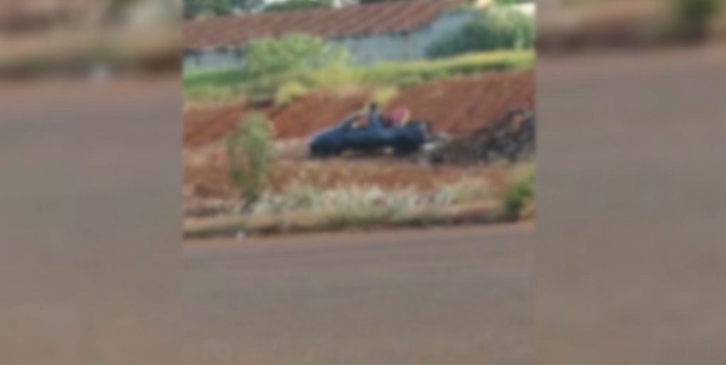Descarte irregular de lixo traz prejuízo a moradoras do conjunto Gralha Azul