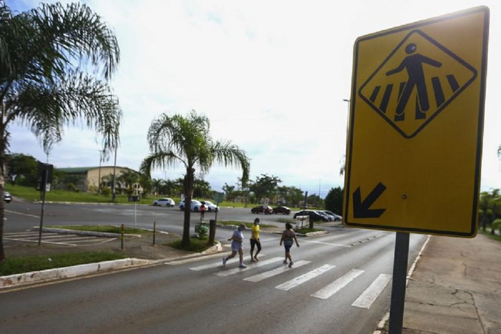Respeito à faixa de pedestre reduz em 83% número de atropelamentos