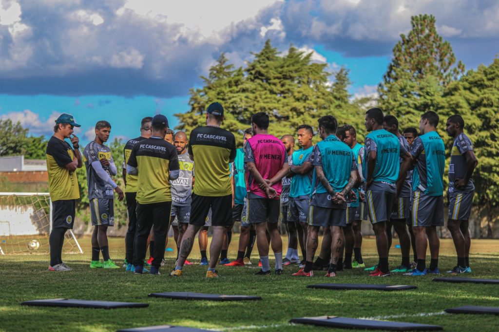 Valendo a liderança do Paranaense, FC Cascavel enfrenta Cianorte no Estádio Olímpico nesta quinta-feira (22)