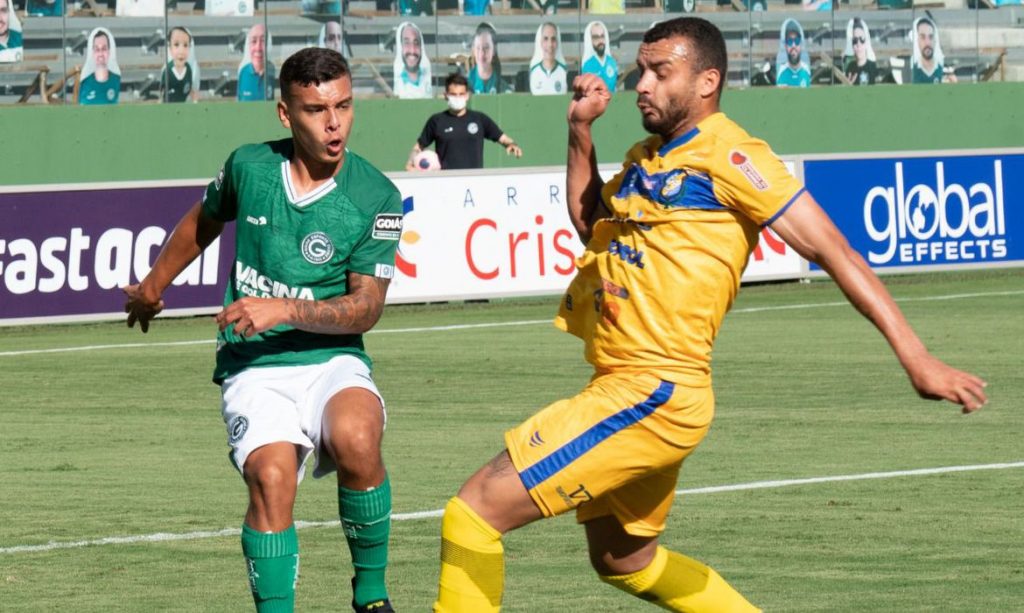 Goiás perde, mas se classifica no Goiano e pega Atlético-GO Goiás perde, mas se classifica no Goiano e pega Atlético-GO
