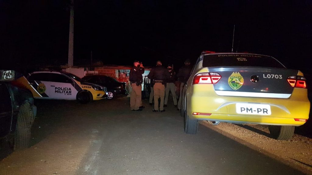 Homem de 42 anos é agredido com facão no Jardim Melissa; crime teria sido motivado após disparos anteriores
