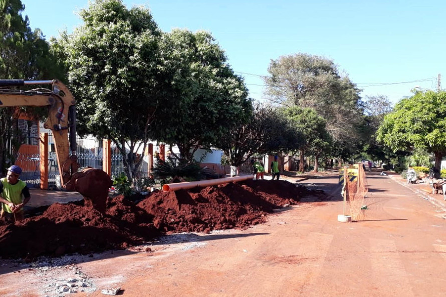 Campo Mourão terá mais 25,8 mil metros de redes coletoras de esgoto Imagem referente a Campo Mourão terá mais 25,8 mil metros de redes coletoras de esgoto