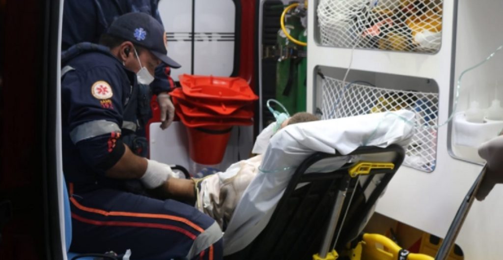 Homem é vítima de golpes de faca na Vila Dalabona, em Ponta Grossa Homem é vítima de golpes de faca na Vila Dalabona, em Ponta Grossa