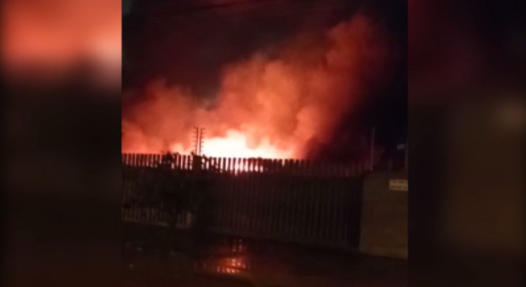 Vídeo: Internautas registram incêndio de grandes proporções no Bairro Morumbi