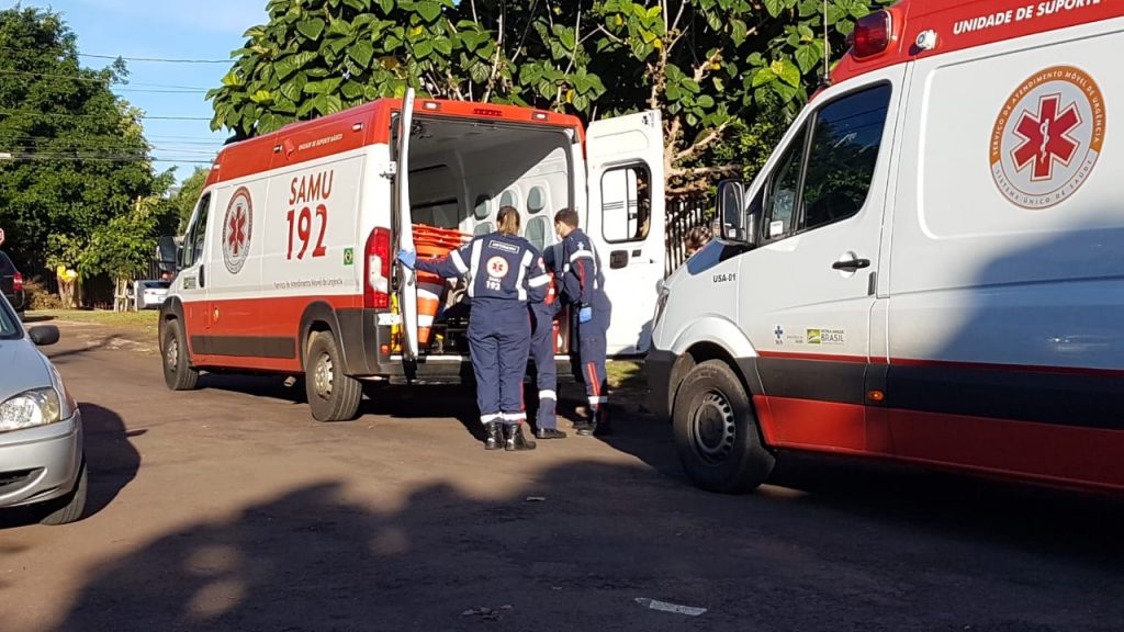Duas ambulâncias do Samu são mobilizadas para atender idoso na Vila Tolentino