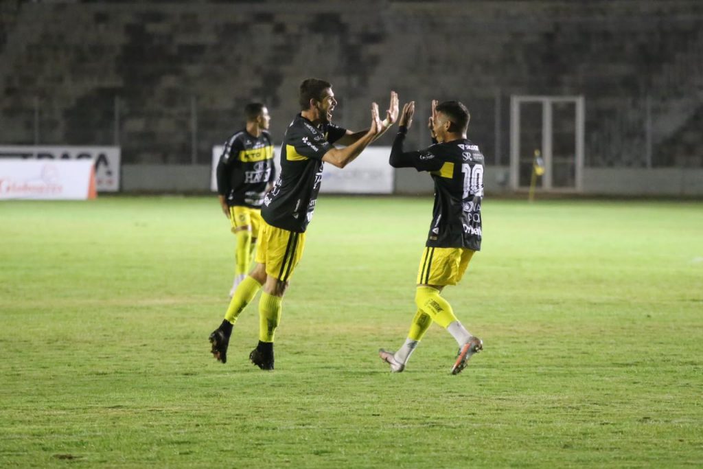 FC Cascavel vence o Toledo, mantém invencibilidade e ‘dorme’ na liderança do Campeonato Paranaense