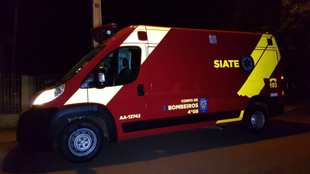 Idoso fica ferido ao cair dentro de residência na Vila Tolentino