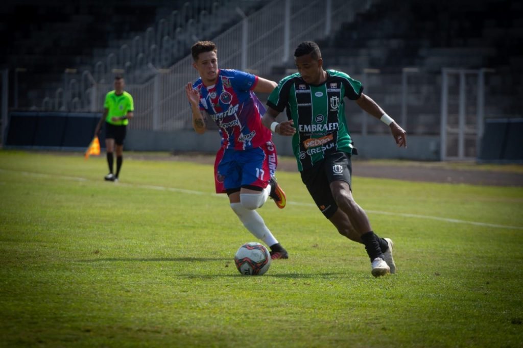 Cascavel CR perde outra sofrendo nove gols, desta vez para o Maringá: 9 a 1