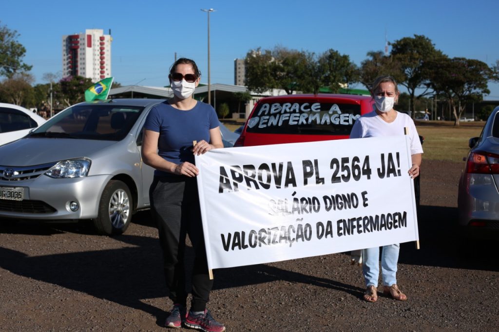 Profissionais de Enfermagem se mobilizam em Cascavel por piso salarial nacional