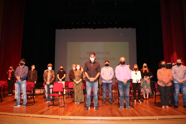 Políticas públicas para cultura são debatidas em seminário no Teatro Municipal Imagem referente a Políticas públicas para cultura são debatidas em seminário no Teatro Municipal