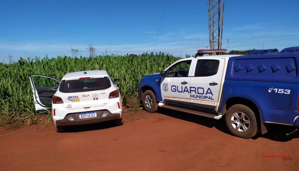 Guarda Municipal recupera veículo roubado as margens do Lago de Itaipu, em Foz