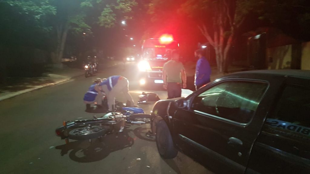 Acidente de trânsito no Bairro Neva deixa motociclista ferido
