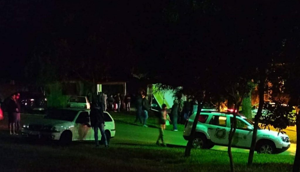 Homem é morto a tiros ao chegar em casa, em Missal