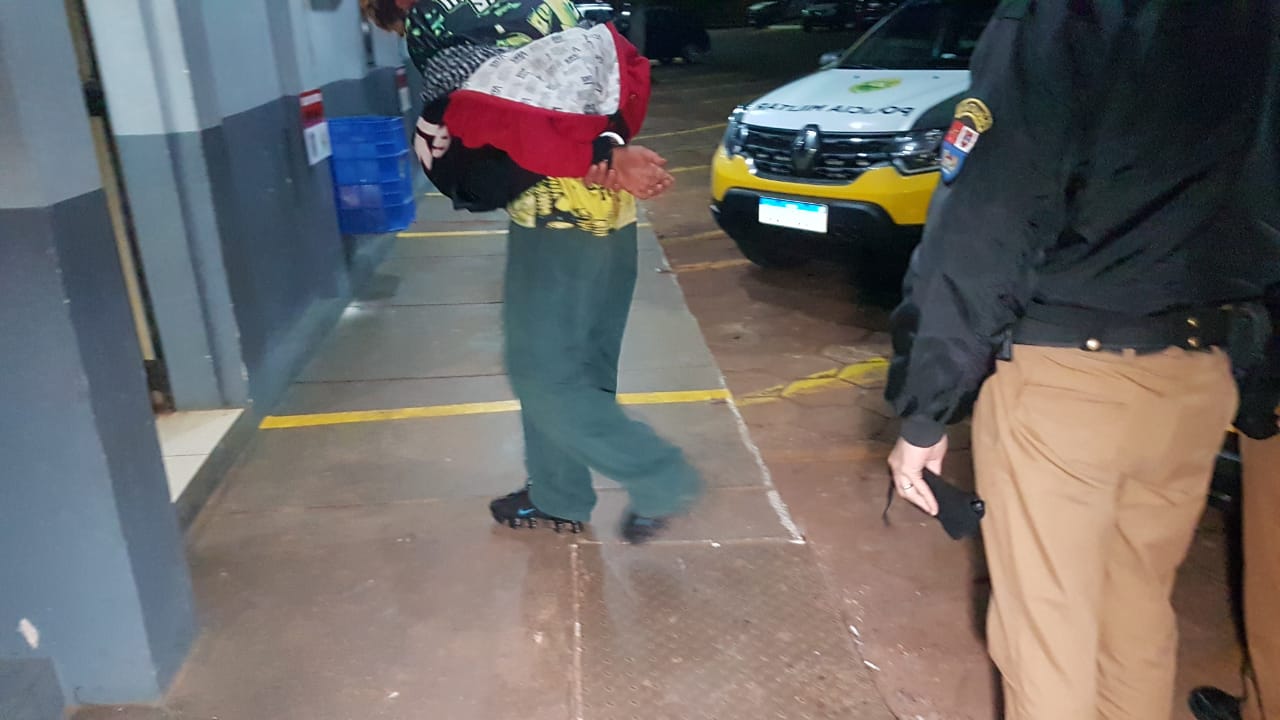 Jovem que se evadiu do local em ocorrência de tentativa de furto no São Cristóvão é detido em residência no Bairro Interlagos