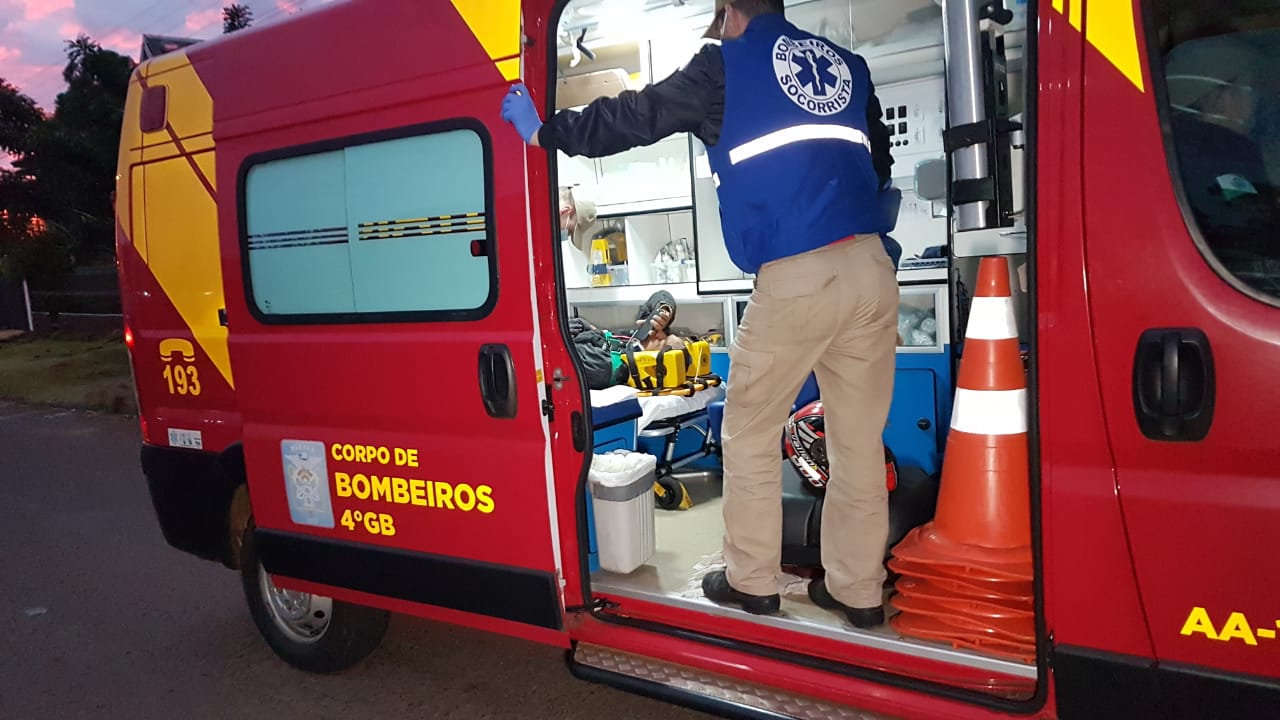 Motociclista fica ferido em acidente de trânsito no Bairro Pioneiros Catarinense Imagem referente a Motociclista fica ferido em acidente de trânsito no Bairro Pioneiros Catarinense