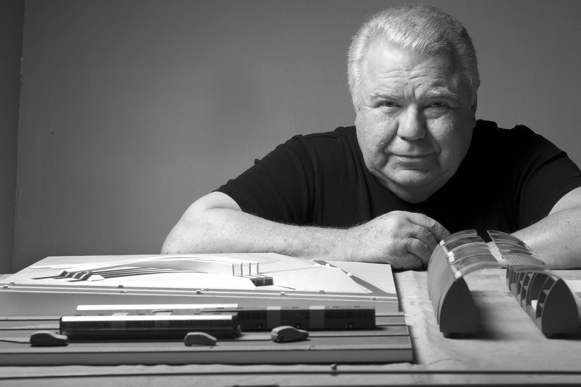 Ratinho Junior decreta luto oficial e manifesta imenso pesar pela morte do ex-governador Jaime Lerner Ratinho Junior decreta luto oficial e manifesta imenso pesar pela morte do ex-governador Jaime Lerner