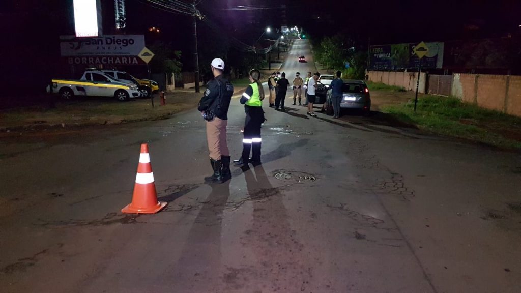 Fiscalização de trânsito é realizada em Cascavel Fiscalização de trânsito é realizada em Cascavel