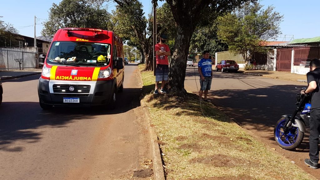 Motociclista de 19 anos fica ferida em acidente no Maria Luíza