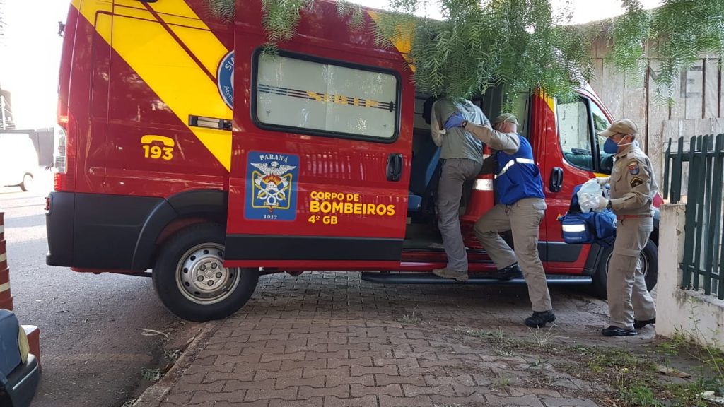 Homem sofre laceração na mão em acidente com serra elétrica na Rua Manaus