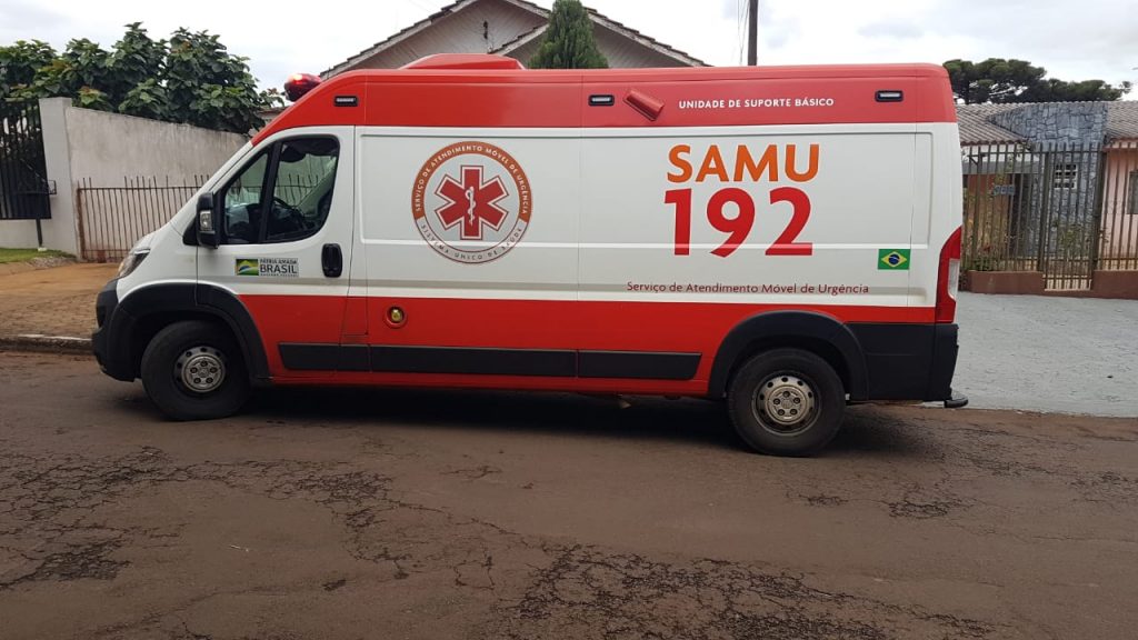 Idosa passa mal e é socorrida pelo Samu no Bairro Neva