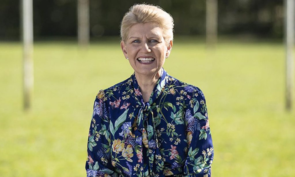 Inglaterra tem 1ª mulher nomeada presidente na federação de futebol