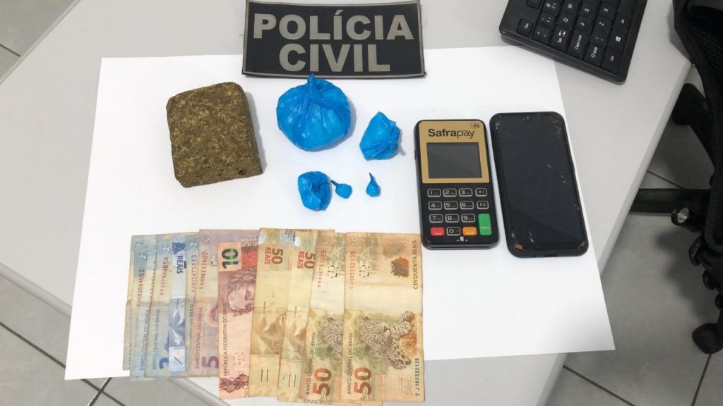 Policiais civis prendem homem com cocaína, maconha e máquina de passar cartão em Catanduvas