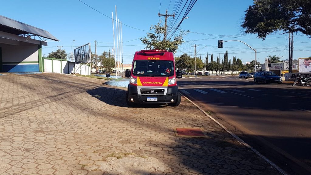 Homem fica ferido ao cair de skate no Centro Esportivo Ciro Nardi