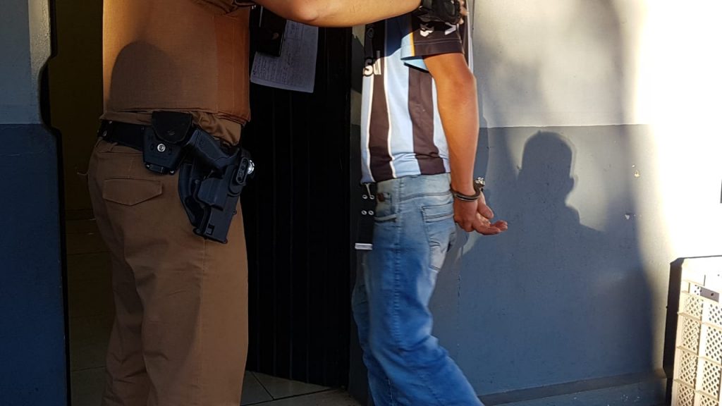 Adolescente suspeito de ter agredido o próprio pai é apreendido pela PM em Lindoeste