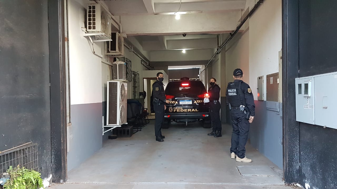 Operação Efialtes: Materiais apreendidos e detidos são encaminhados à Delegacia da PF