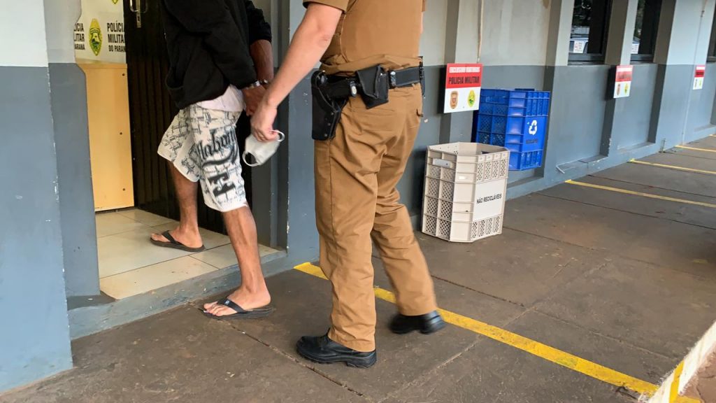 Acusado de agredir a irmã, homem é detido em ação da PM no Santa Cruz