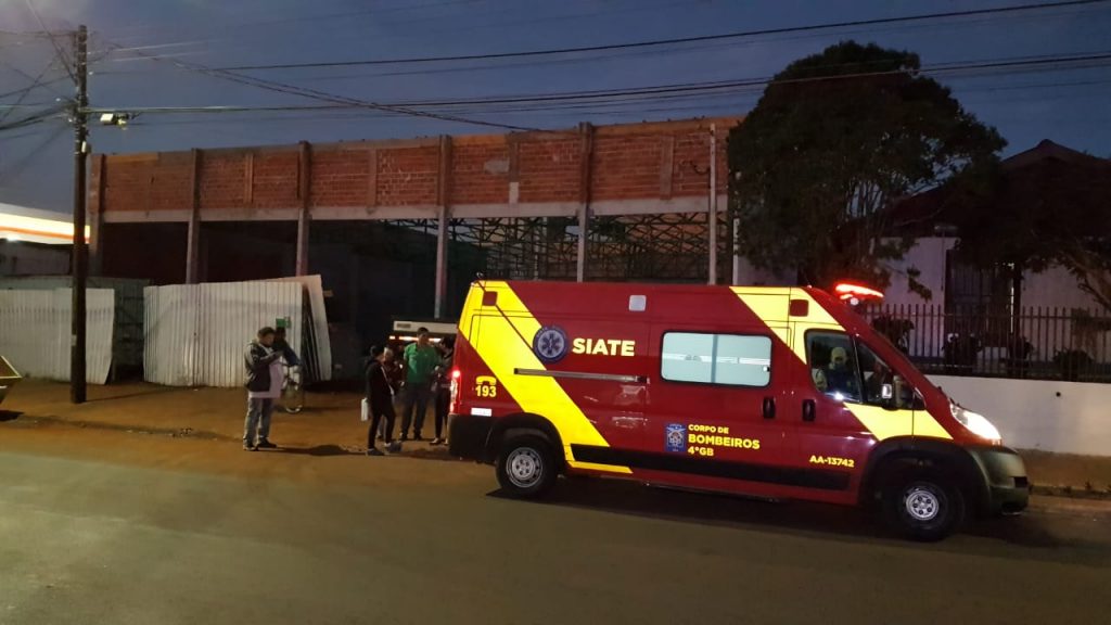Homem fica ferido ao cair em obra no Bairro Floresta