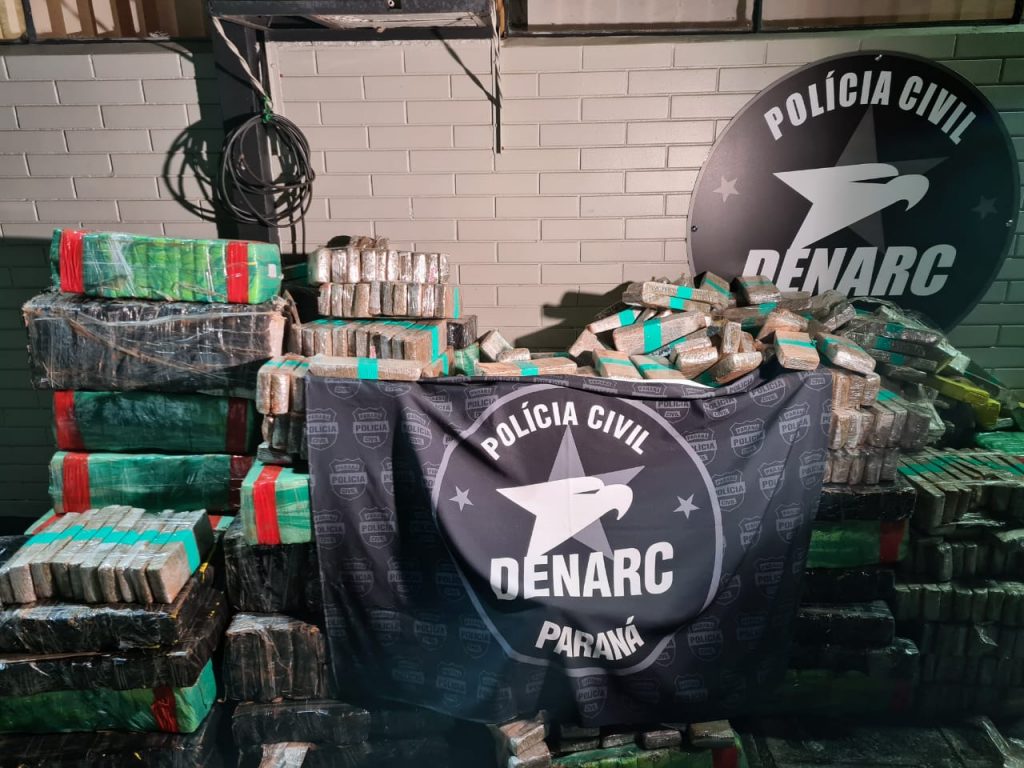 Denarc de Cascavel participa de apreensão de mais de uma tonelada de maconha em Foz do Iguaçu