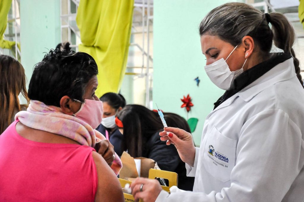 ‘Campanha de Domingo a Domingo’ registra mais de 76 mil doses de vacina contra a Covid-19 no fim de semana