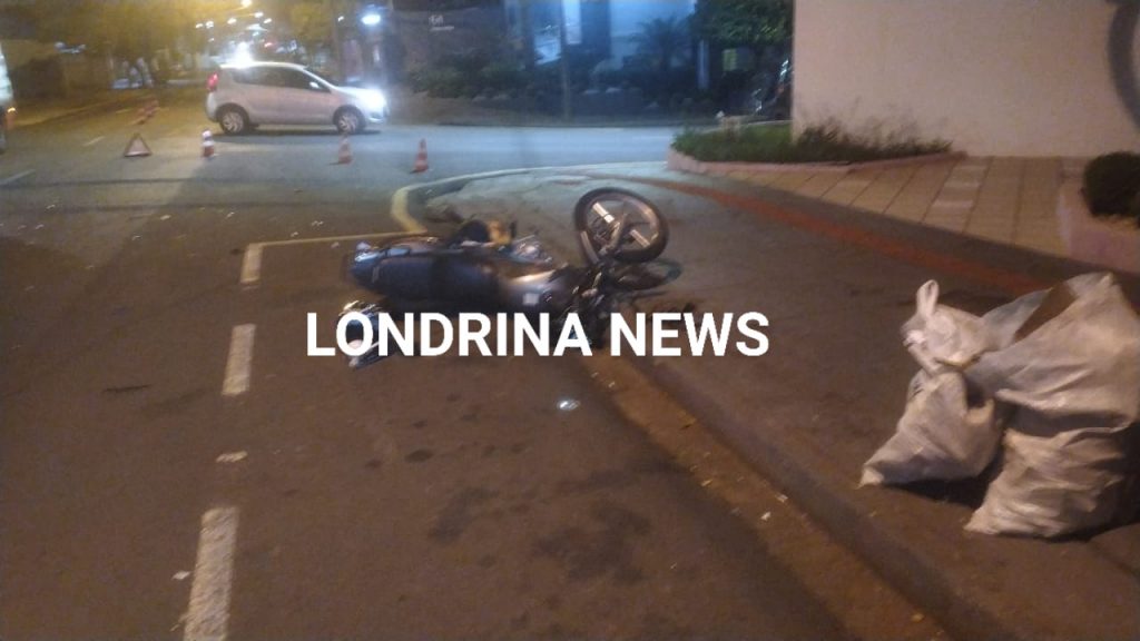Motociclista fica em estado grave após colisão contra carro em Londrina
