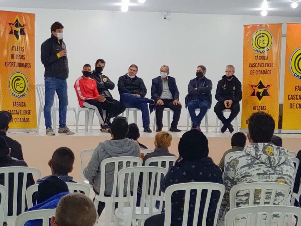 Projeto social Fábrica Cascavelense de Cidadãos chega ao Bairro Riviera Projeto social Fábrica Cascavelense de Cidadãos chega ao Bairro Riviera