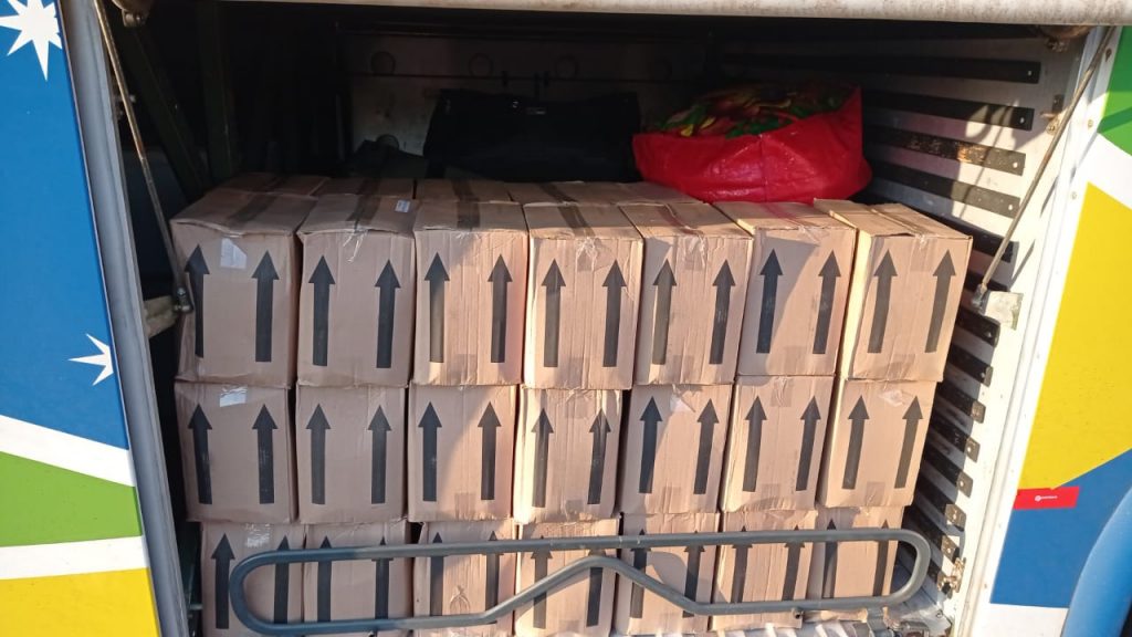 Guaíra: PRF apreende cerca de 300 garrafas de vinho em ônibus que saiu de Cascavel com destino a Porto Velho