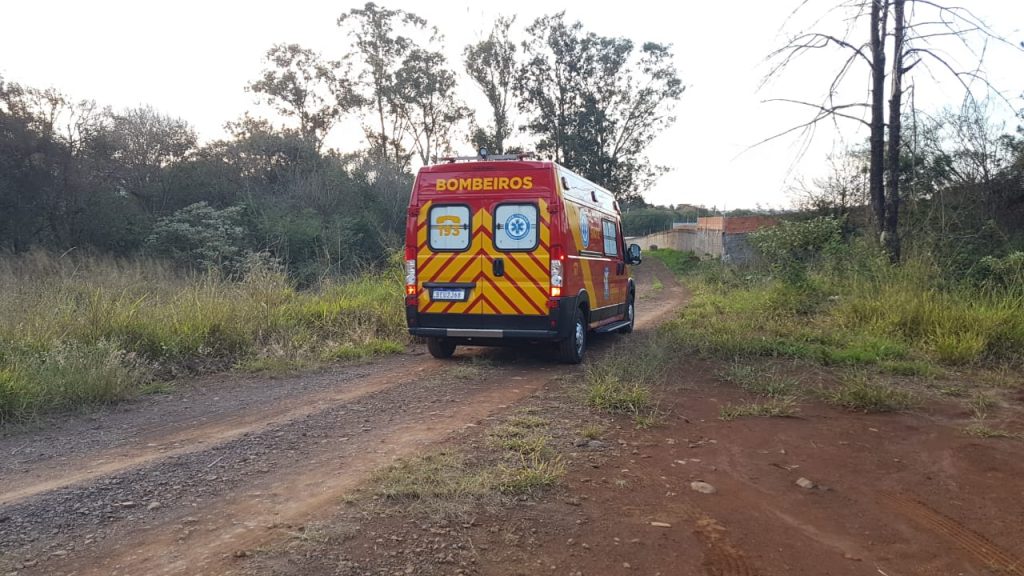 Corpo de Bombeiros é chamado para atender pessoa ferida na área rural de Cascavel
