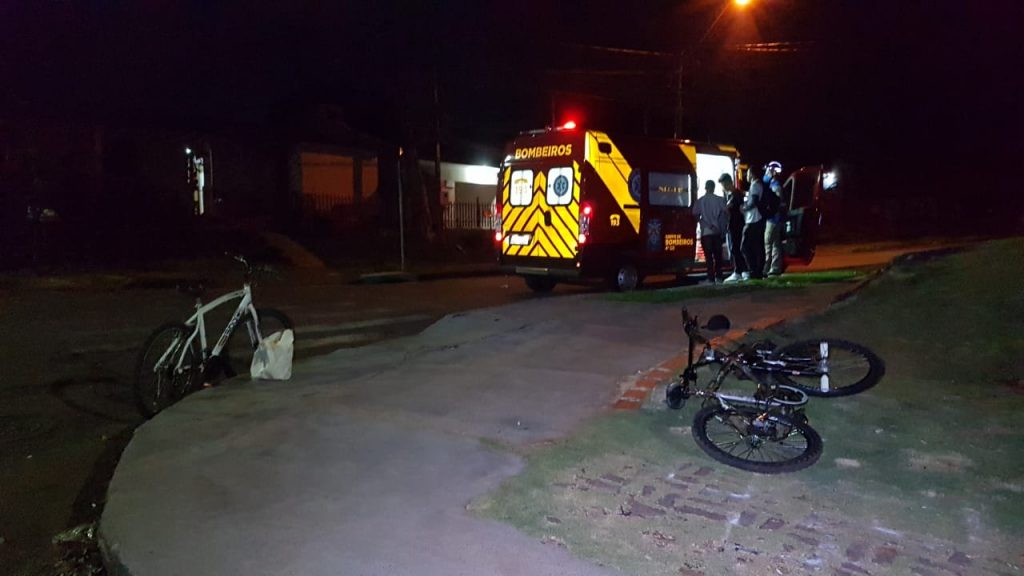 Skatista fica ferido ao bater contra ciclista na Avenida Corbélia, no Bairro Morumbi
