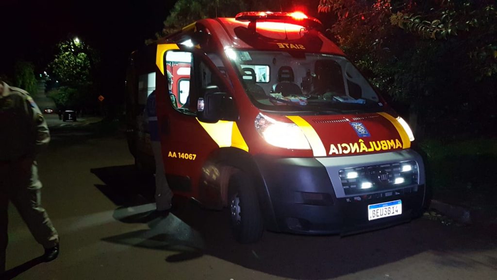Homem de 52 anos sofre laceração na mão ao estourar rojão no Jardim Colmeia