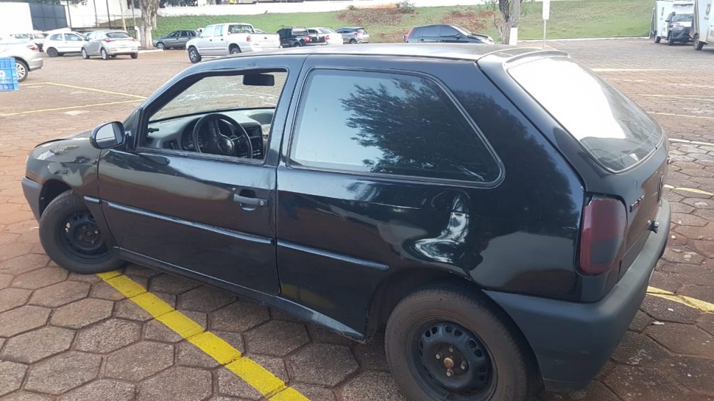 Gol furtado em Corbélia é localizado pelo Choque no Bairro Interlagos