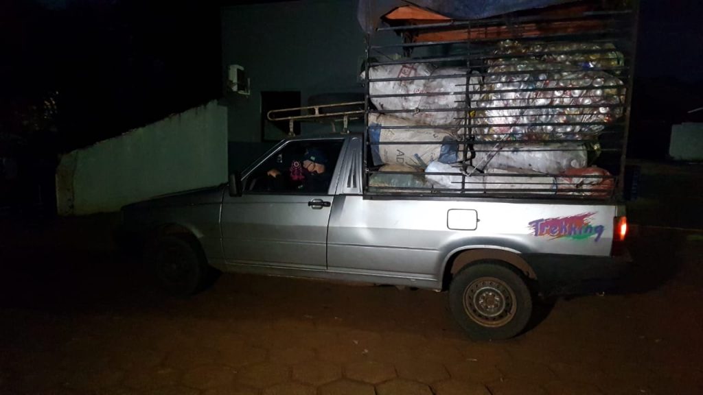 Fiorino furtada em 2019 é recuperada pela PRF após abordagem na BR-277, em Cascavel