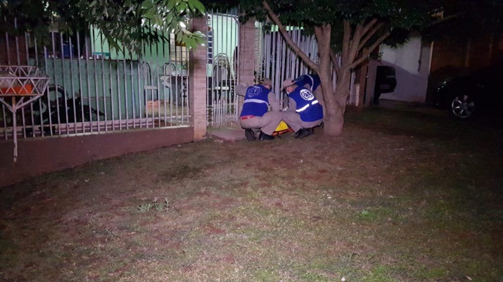 Briga em carro de aplicativo termina com jovem ferido na Rua Tupis